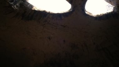 Tanrılar gözleri gelen güneş ışınları