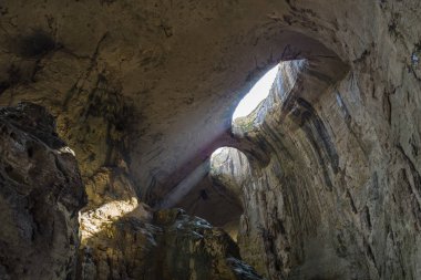 Tanrılar gözleri gelen güneş ışınları