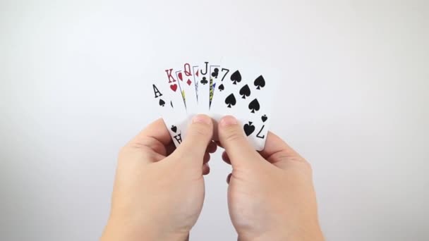 Ujęcie Pov Osoby Trzymającej Kart Gry Wymieniającej Jedną Poker Koncepcja — Wideo stockowe