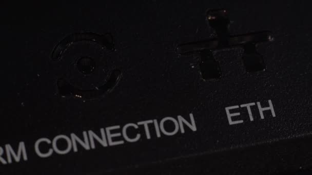 Led互联网连接灯在光纤网络调制解调器上闪烁 — 图库视频影像