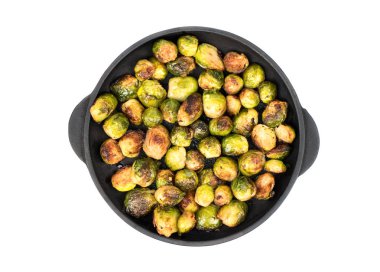 Bir tavada kızarmış Brüksel lahanası