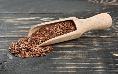 kaşık keten tohumu