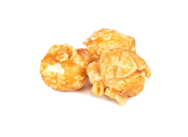 Karamelový popcorn izolovaný — Stock fotografie