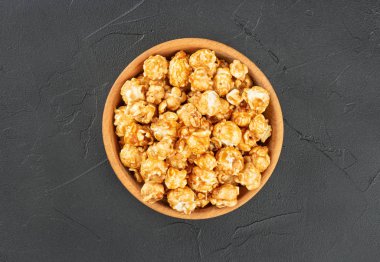 kase karamelli patlamış mısır