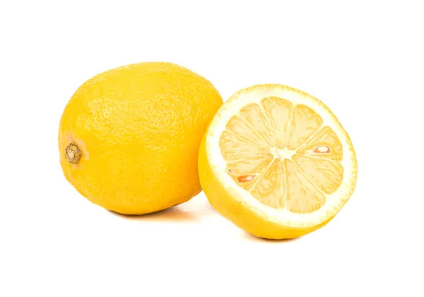 Fruta Limón Con Mitad Sobre Fondo Blanco — Foto de Stock