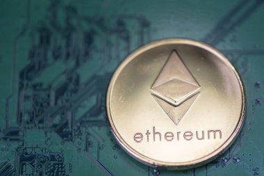 Bitcoin. İlahi. Edebiyat. Tüm zamanların Altın Kripto Para Birimleri