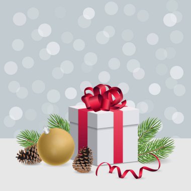 Noel hediye kutu kırmızı kurdele ve gümüş topa dekorasyon ile