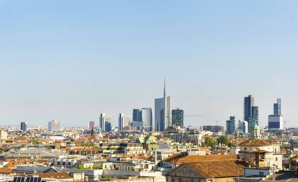 Milan Modern Och Gammal Arkitektur Stadsbilden — Stockfoto