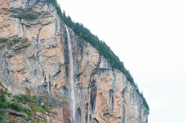 Vallei Van Watervallen Lauterbrunnen Zwitserland Waterval Uit Reusachtige Rots Zwitserse — Stockfoto