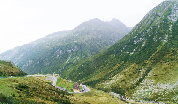 Paisaje Los Alpes Suizos Con Serpentina Carretera Las Montañas — Foto de Stock