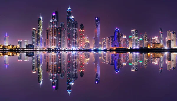 Amazing night panorama of Dubai Marina. Multiple highest skyscrapers of the world with residential buildings, Dubai, United Arab Emirates — Stock Photo, Image