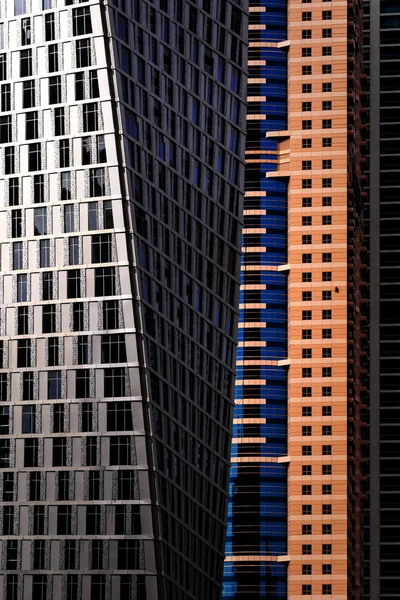 Λεπτομέρεια από κόσμο ψηλότερα κτίρια κατοικιών. Μαρίνα του Ντουμπάι, Ηνωμένα Αραβικά Εμιράτα. — Φωτογραφία Αρχείου