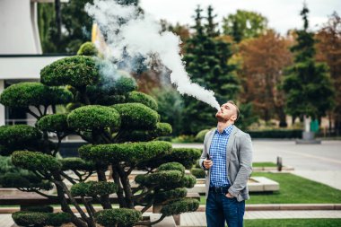 adam sigara elektronik sigara 