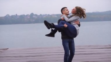 Çift aşk açık, ağır çekimde