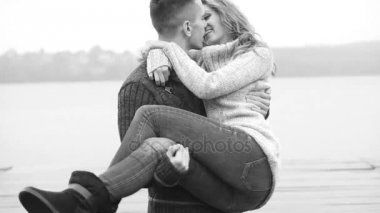 Çift aşk açık, ağır çekimde