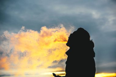 adam sigara elektronik sigara