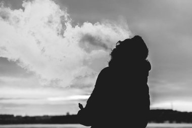 adam sigara elektronik sigara