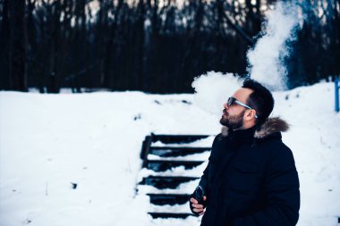 adam sigara elektronik sigara 