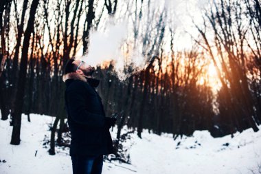 adam sigara elektronik sigara 