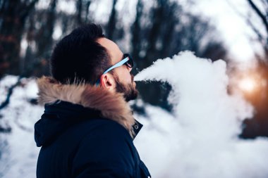 adam sigara elektronik sigara 