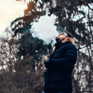 adam sigara elektronik sigara 