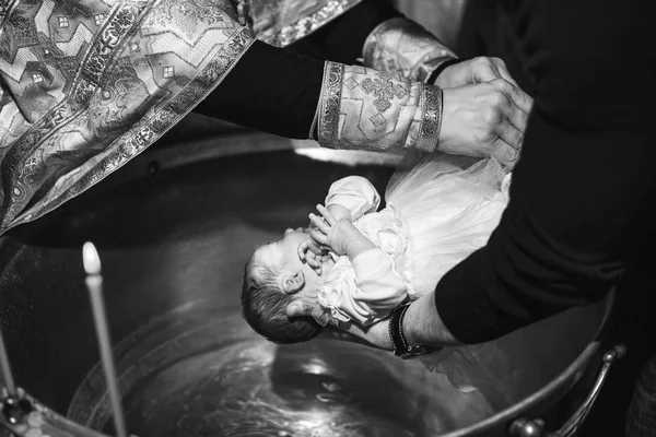 Taufzeremonie für kleines Baby — Stockfoto