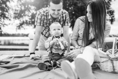 Anne ile küçük oğlu