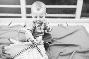 küçük şirin çocuk 