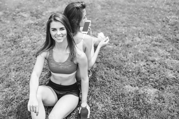 Chicas bastante deportivas — Foto de Stock