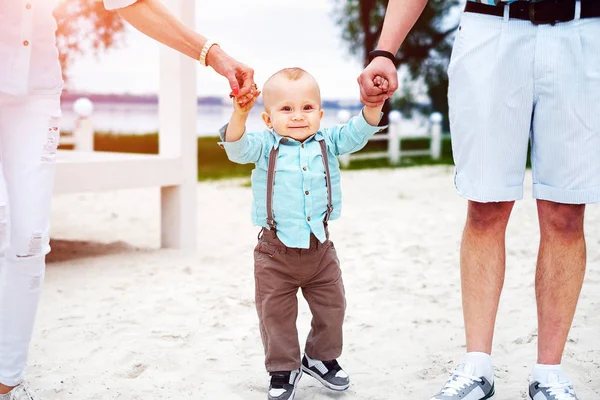 Anne ile küçük oğlu