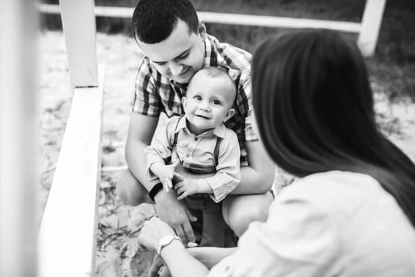 Parents playing with little son — Stock Photo, Image