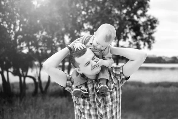 babası ile küçük oğlu