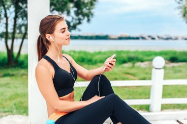 Kız eğitimden sonra rahatlatıcı