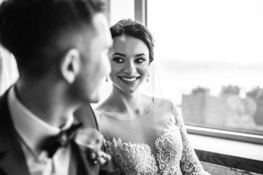 Güzel düğün cuople Restaurant rahatlatıcı