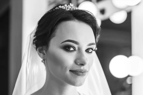 Красивая Невеста Макияж Перед Wediing — стоковое фото
