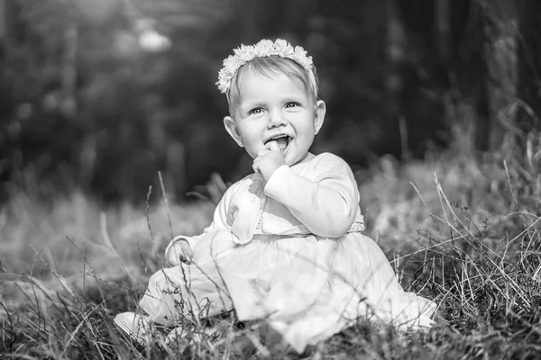 Cute Little Baby Girl Playing Outdoor Black White Photo — Stock Photo, Image