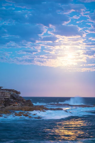 Luce Della Luna Splende Sopra Spiaggia Clovelly Sydney Australia — Foto Stock