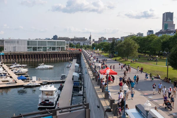 Montreal Kanada Montag Juli 2015 Der Alte Hafen Von Montreal lizenzfreie Stockbilder