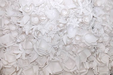 Arka plan beyaz kağıt çiçekler, çok sayıda
