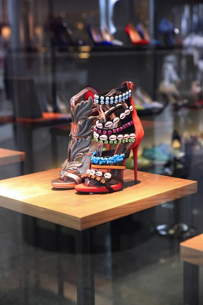 Kadın pahalı Ayakkabı