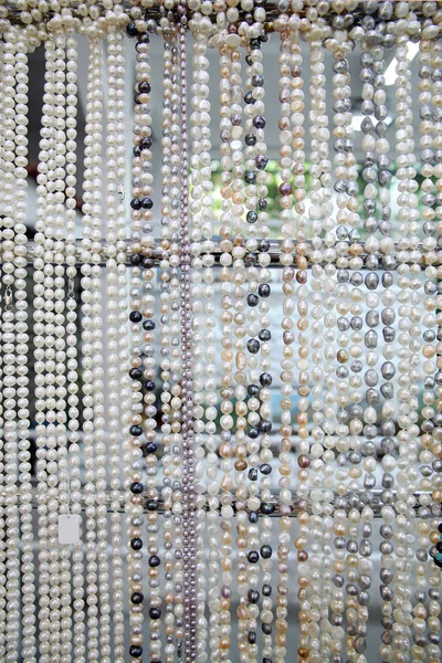 Fondo de joyería de perlas multicolores — Foto de Stock
