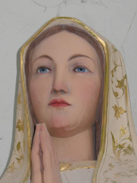 Particolare Una Statua Della Vergine Maria —  Fotos de Stock