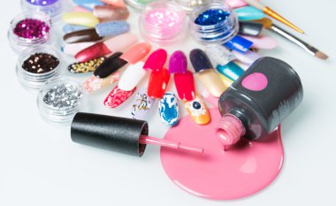 parlak pembe çivi Lehçe