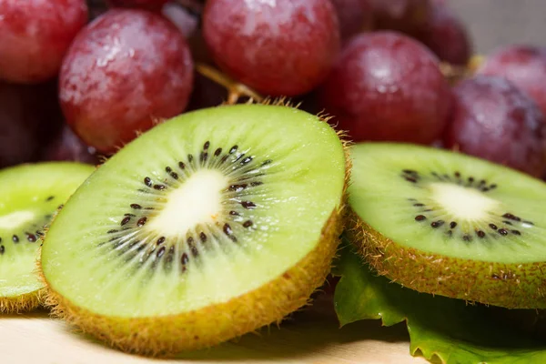 Juicy fruit in the water droplets — Stock Photo, Image