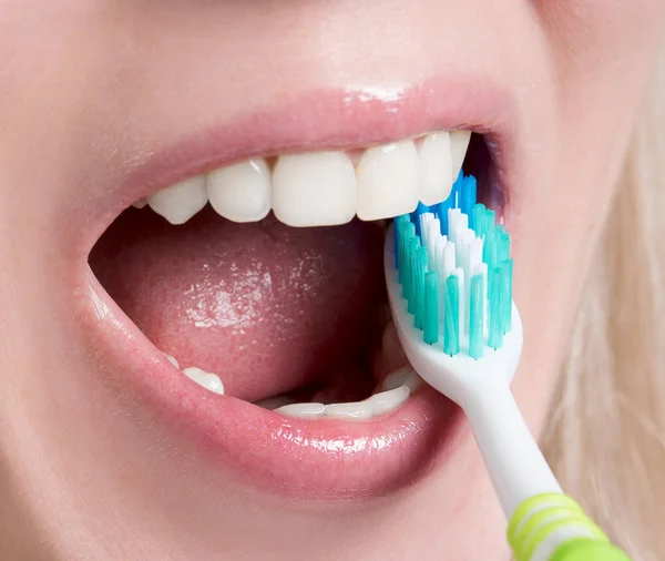 Personal dental hygiene of your mouth — Stock Photo, Image