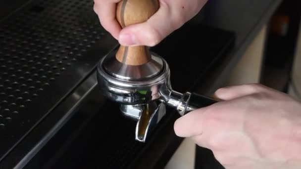 Proses penyajian kopi — Stok Video