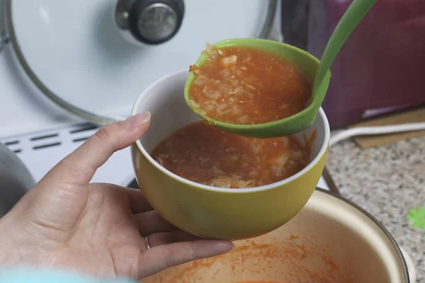 토마토 수프의 준비. — 스톡 사진