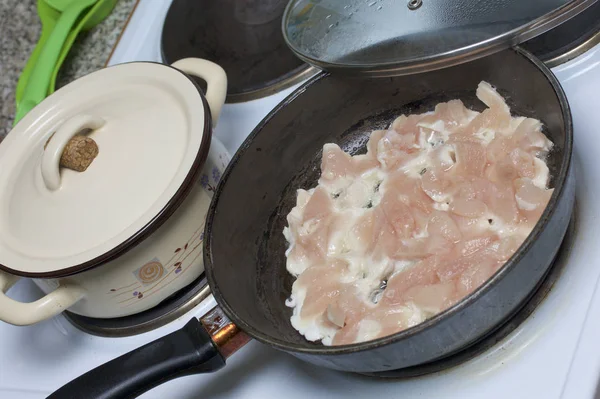 Domates çorbası hazırlanması.