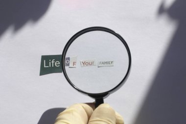 Bir suç doğanın tehditler