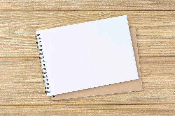 Cuaderno con espacio de copia para notas . — Foto de Stock